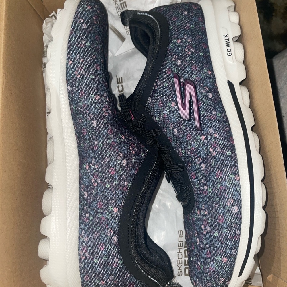 Skechers Navy and Pink Floral Slip-Ons